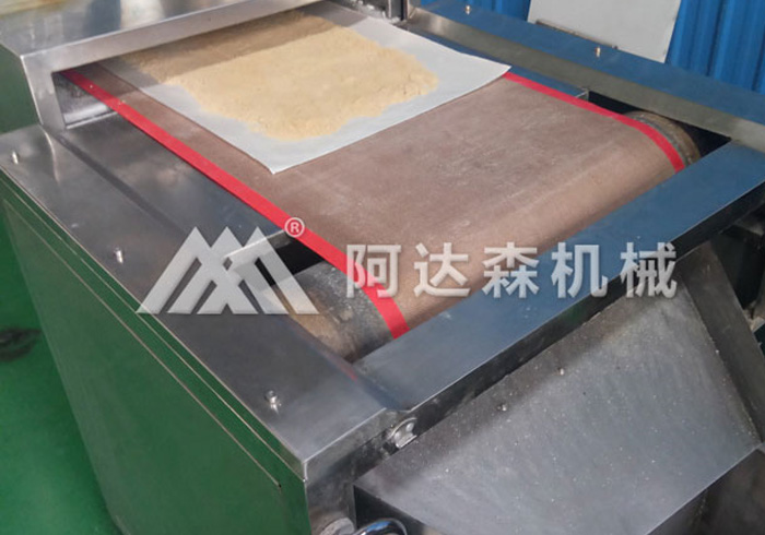 微波干燥機的特點優(yōu)勢：節(jié)能效率高、工藝先進